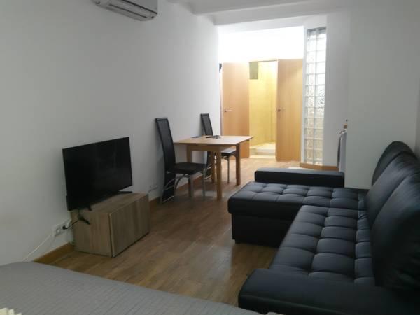 Spacious Doubleroom Apartment At Sants Barselona Dış mekan fotoğraf